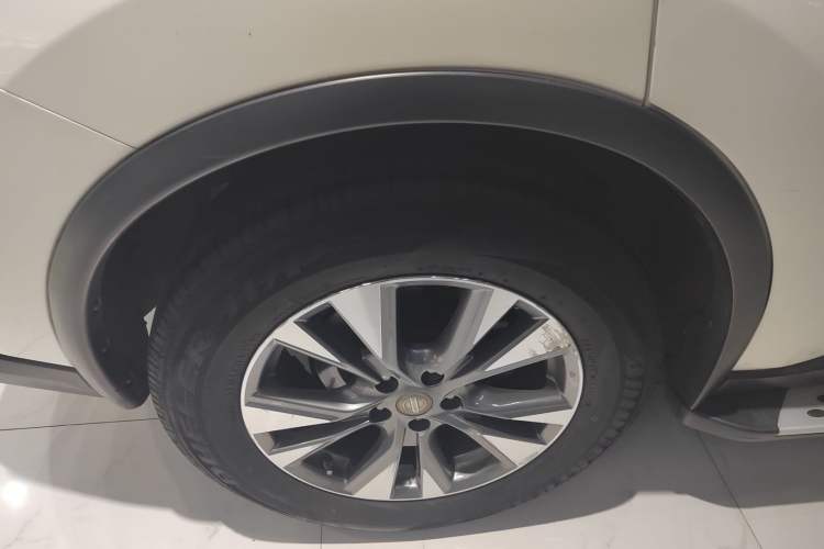 Used Nissan Murano 2019 2.5L XL Two-Wheel Drive Smart Connect Luxury Edition China VI Standard Right Rear Wheel Hub