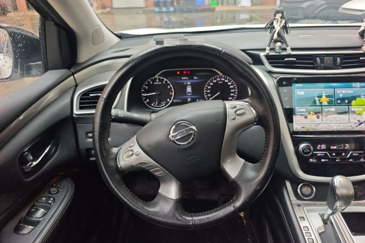Used Nissan Murano 2019 2.5L XL Two-Wheel Drive Smart Connect Luxury Edition China VI Standard Steering Wheel