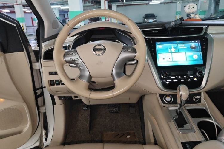 Used Nissan Murano 2019 2.5L XL Two-Wheel Drive Smart Connect Luxury Edition China VI Standard Steering Wheel