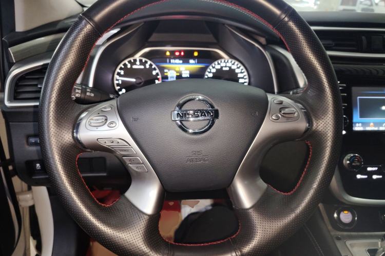 Used Nissan Murano 2019 2.5L XE Two-Wheel Drive Elite Version China VI Standard Steering Wheel