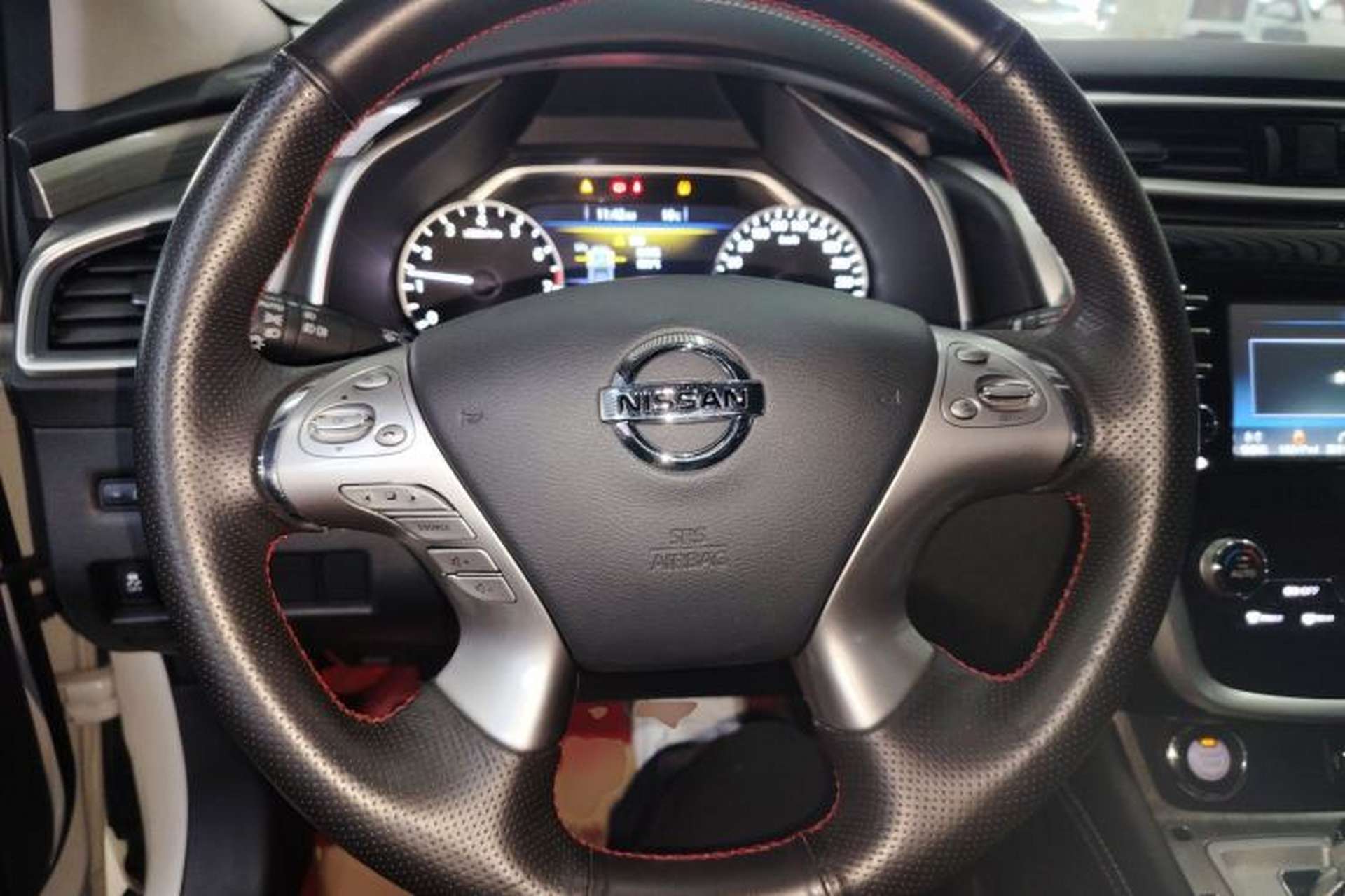 Used Nissan Murano 2019 2.5L XE Two-Wheel Drive Elite Version China VI Standard Steering Wheel