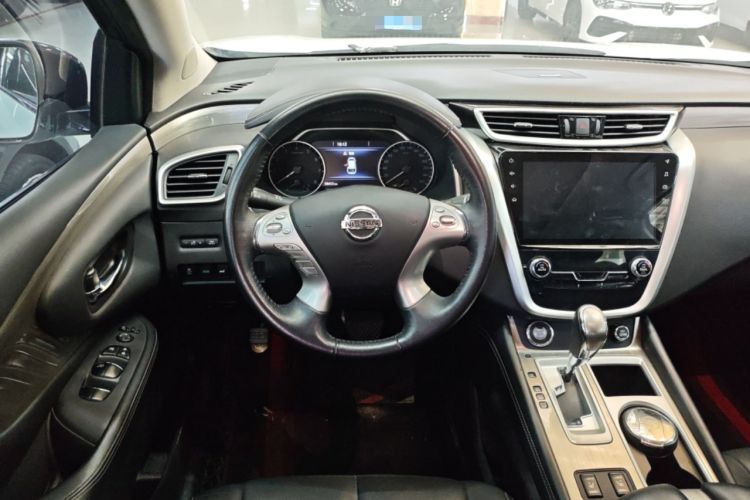 Used Nissan Murano 2019 2.5L XL Two-Wheel Drive Smart Connect Luxury Edition China VI Standard Steering Wheel