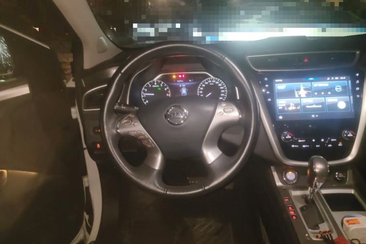 Used Nissan Murano 2019 2.5L XL Two-Wheel Drive Smart Connect Luxury Edition China VI Standard Steering Wheel