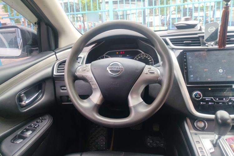 Used Nissan Murano 2019 2.5L XE Two-Wheel Drive Elite Version China VI Standard Steering Wheel