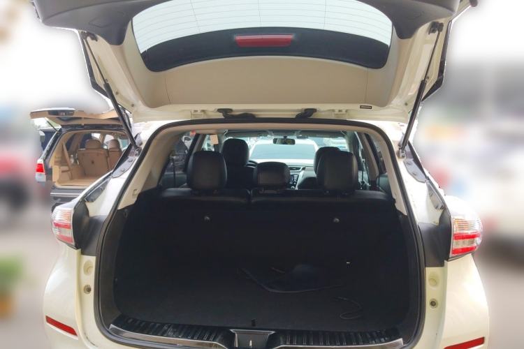 Used Nissan Murano 2019 2.5L XE Two-Wheel Drive Elite Version China VI Standard Trunk