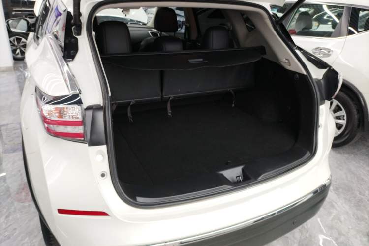 Used Nissan Murano 2019 2.5 S/C HEV XE Four-Wheel Drive Hybrid SmartConnect Prestige Edition China VI Standard Trunk