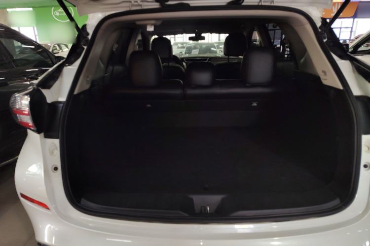 Used Nissan Murano 2019 2.5L XE Two-Wheel Drive Elite Version China VI Standard Trunk