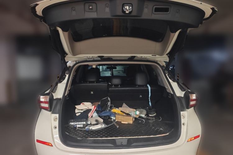 Used Nissan Murano 2019 2.5L XL Two-Wheel Drive Smart Connect Luxury Edition China VI Standard Trunk