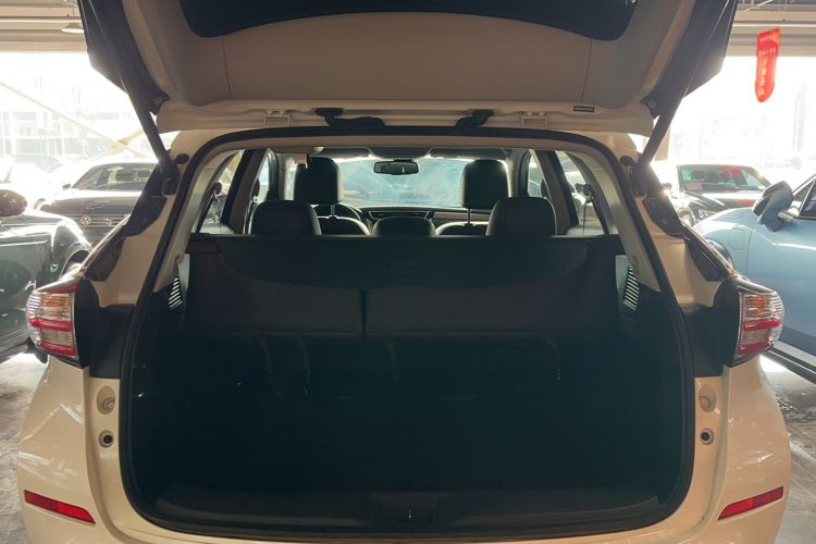 Used Nissan Murano 2019 2.5L XL Two-Wheel Drive Smart Connect Luxury Edition China VI Standard Trunk