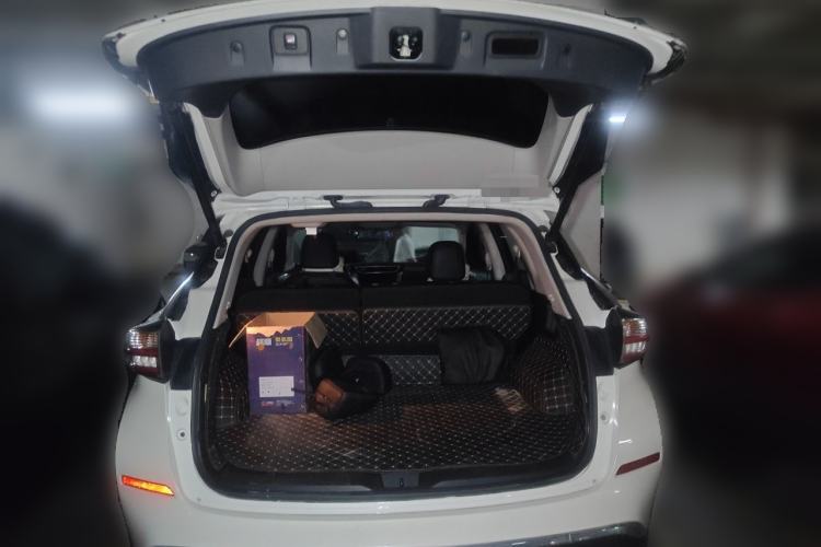 Used Nissan Murano 2019 2.5L XL Two-Wheel Drive Smart Connect Luxury Edition China VI Standard Trunk