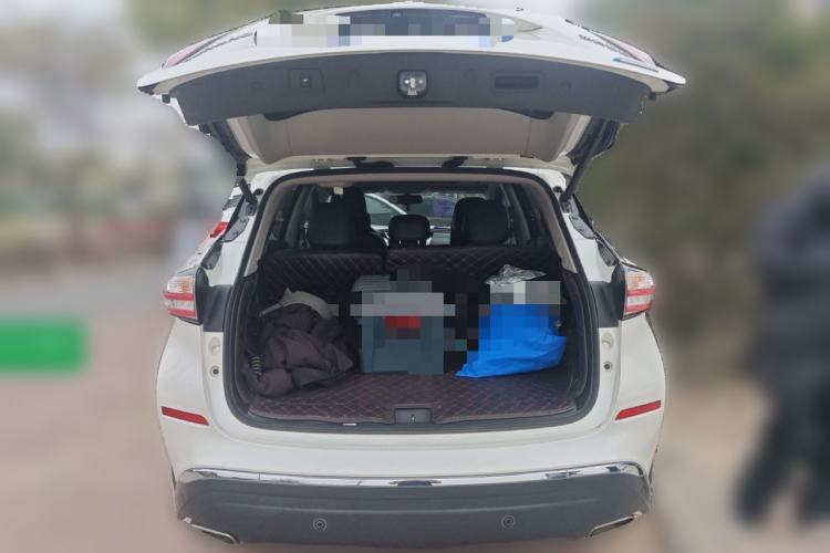 Used Nissan Murano 2019 2.5L XL Two-Wheel Drive Smart Connect Luxury Edition China VI Standard Trunk