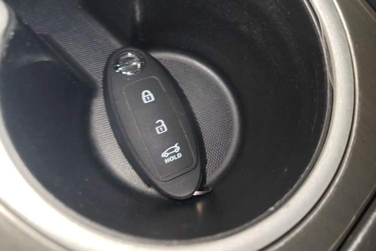 Used Nissan Murano 2019 2.5 S/C HEV XE Four-Wheel Drive Hybrid SmartConnect Prestige Edition China VI Standard Vehicle Key