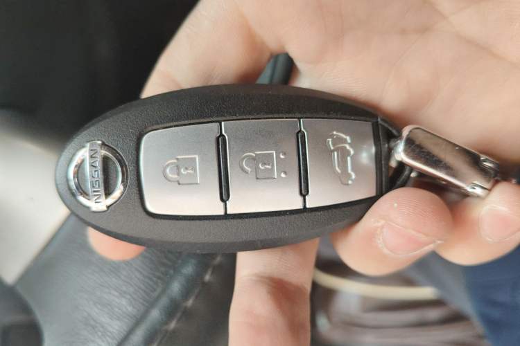 Used Nissan Murano 2019 2.5L XL Two-Wheel Drive SmartConnect Luxury Edition China V Standard Vehicle Key