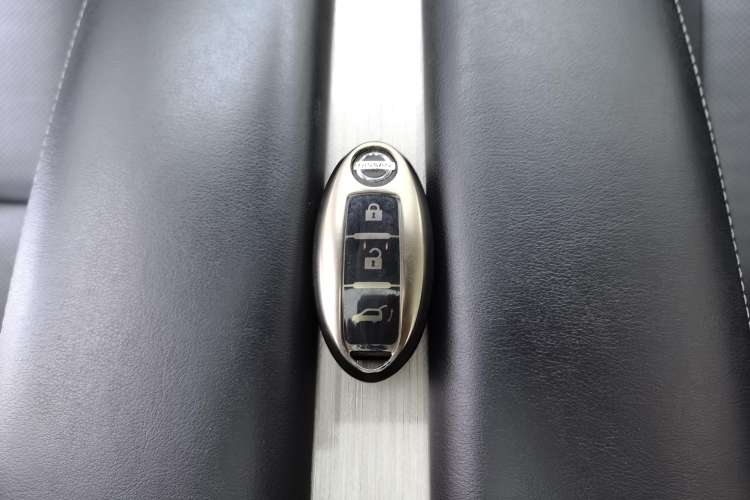 Used Nissan Murano 2019 2.5 S/C HEV XE Four-Wheel Drive Hybrid SmartConnect Prestige Version China V Emission Standard Vehicle Key
