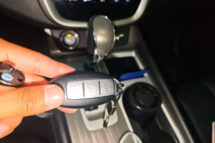 Used Nissan Murano 2019 2.5L XL Two-Wheel Drive SmartConnect Luxury Edition China V Standard Vehicle Key