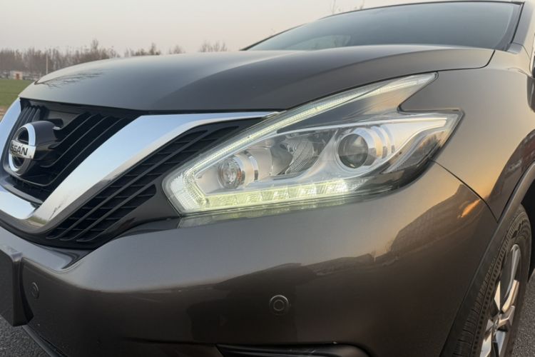 Used Nissan Murano 2019 2.5L XL Two-Wheel Drive Smart Connect Luxury Edition China VI Standard Exterior 14