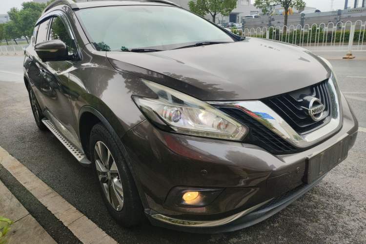 Used Nissan Murano 2019 2.5L XL Two-Wheel Drive Smart Connect Luxury Edition China VI Standard Front Right 45 Deg