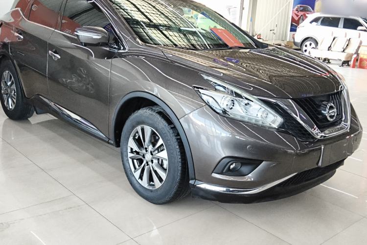 Used Nissan Murano 2019 2.5L XL Two-Wheel Drive Smart Connect Luxury Edition China VI Standard Front Right 45 Deg
