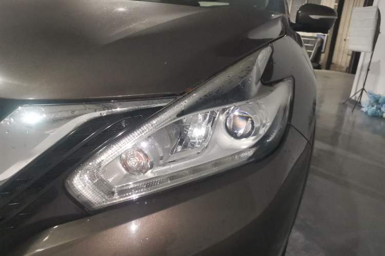 Used Nissan Murano 2019 2.5L XL Two-Wheel Drive Smart Connect Luxury Edition China VI Standard Left Front Headlight