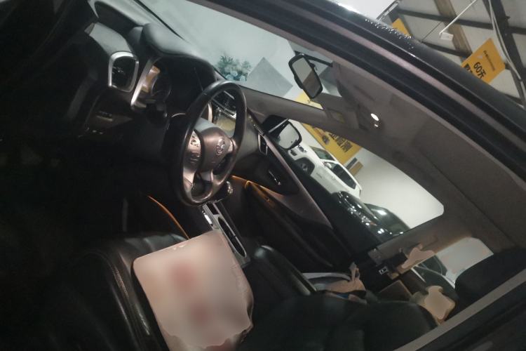 Used Nissan Murano 2019 2.5L XL Two-Wheel Drive Smart Connect Luxury Edition China VI Standard Left Front Seat
