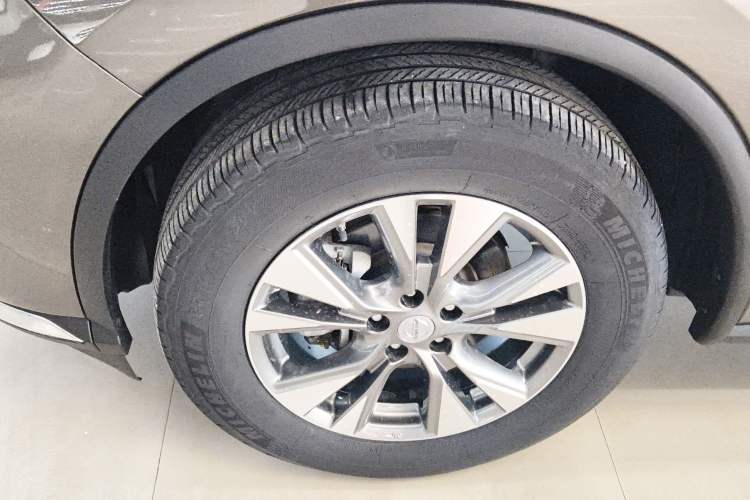 Used Nissan Murano 2019 2.5L XL Two-Wheel Drive Smart Connect Luxury Edition China VI Standard Left Front Wheel Hub