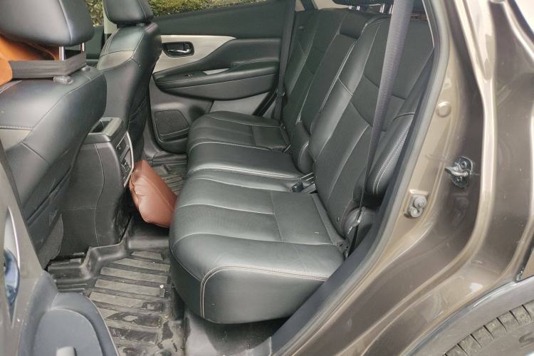 Used Nissan Murano 2019 2.5L XL Two-Wheel Drive Smart Connect Luxury Edition China VI Standard Left Rear Seat