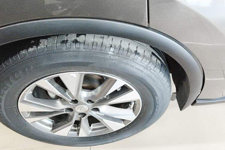 Used Nissan Murano 2019 2.5L XL Two-Wheel Drive Smart Connect Luxury Edition China VI Standard Left Side Sill