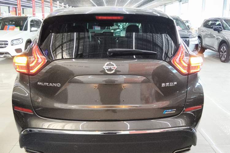 Used Nissan Murano 2019 2.5L XL Two-Wheel Drive Smart Connect Luxury Edition China VI Standard Rear