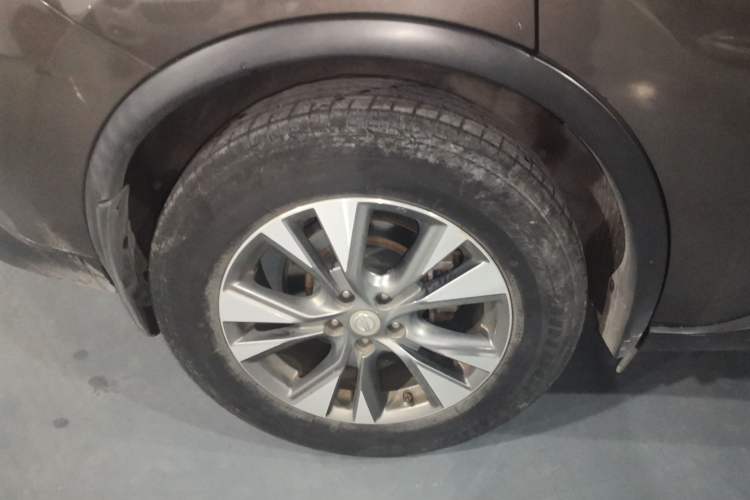 Used Nissan Murano 2019 2.5L XL Two-Wheel Drive Smart Connect Luxury Edition China VI Standard Right Rear Wheel Hub