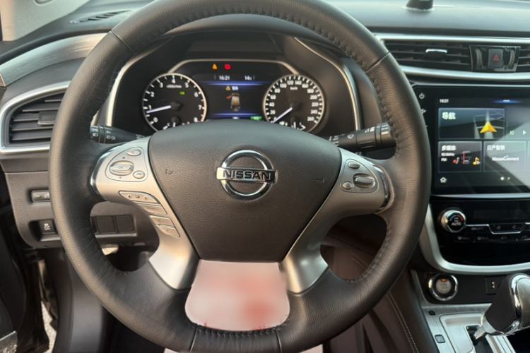 Used Nissan Murano 2019 2.5L XL Two-Wheel Drive Smart Connect Luxury Edition China VI Standard Steering Wheel