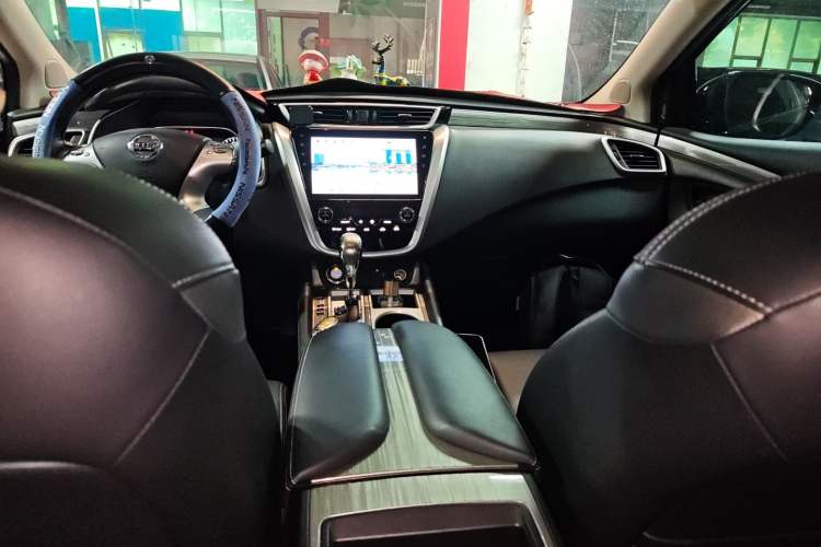 Used Nissan Murano 2021 2.5L XL Two-Wheel Drive Smart Connect Luxury Edition Audio And AC Panel