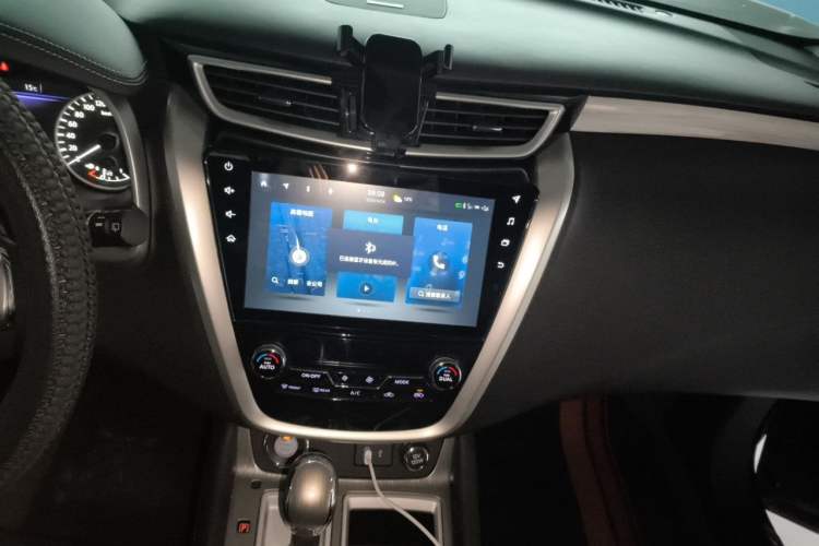 Used Nissan Murano 2021 2.5L XL Two-Wheel Drive Smart Connect Luxury Edition Audio And AC Panel