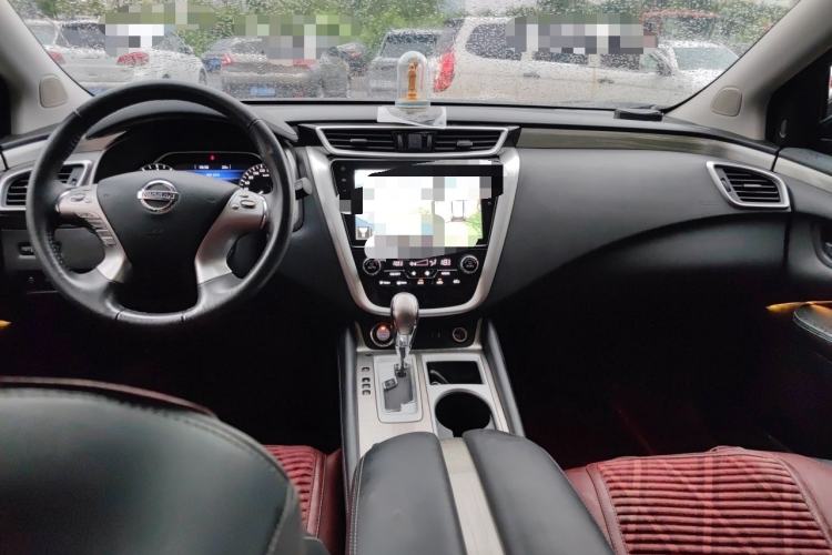 Used Nissan Murano 2021 2.5L XL Plus Two-Wheel Drive SmartConnect Leading Edition Center Console
