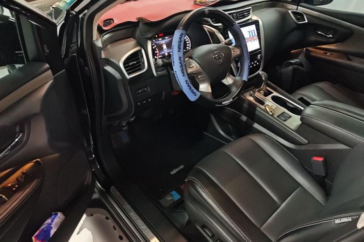 Used Nissan Murano 2021 2.5L XL Two-Wheel Drive Smart Connect Luxury Edition Driver Seat