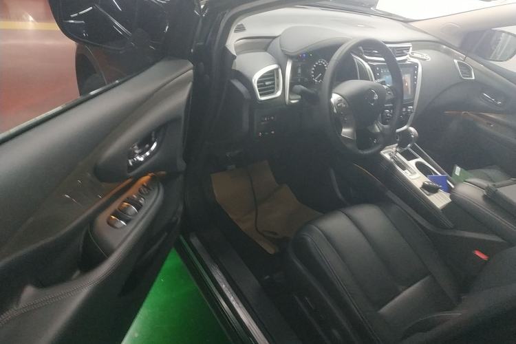 Used Nissan Murano 2021 2.5L XL Two-Wheel Drive Smart Connect Luxury Edition Driver Seat