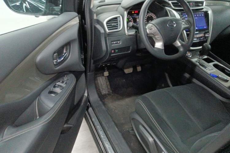Used Nissan Murano 2021 2.5L XE Two-Wheel Drive Elite Edition Driver Seat