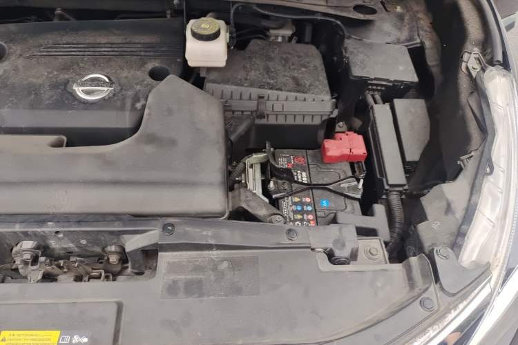 Used Nissan Murano 2021 2.5L XL Two-Wheel Drive Smart Connect Luxury Edition Engine Bay Left