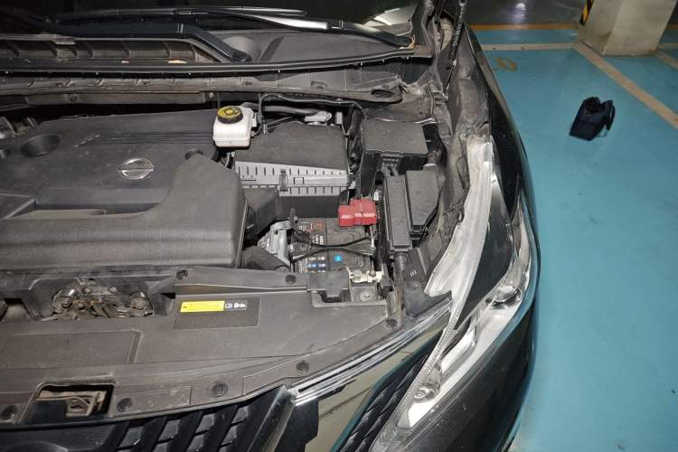 Used Nissan Murano 2021 2.5L XE Two-Wheel Drive Elite Edition Engine Bay Left