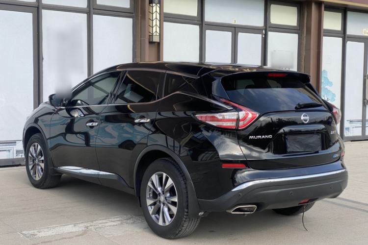 Used Nissan Murano 2021 2.5L XE Two-Wheel Drive Elite Edition Exterior 2