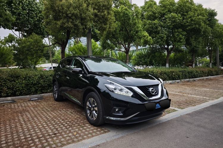 Used Nissan Murano 2021 2.5L XE Two-Wheel Drive Elite Edition Exterior 2