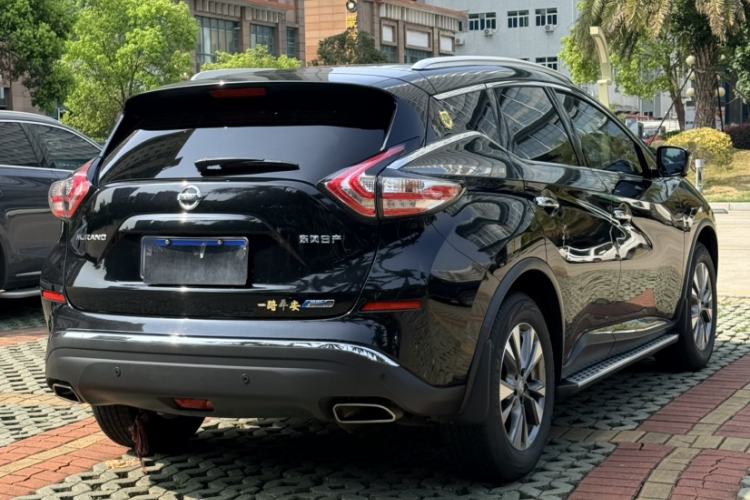 Used Nissan Murano 2021 2.5L XL Two-Wheel Drive Smart Connect Luxury Edition Exterior 6