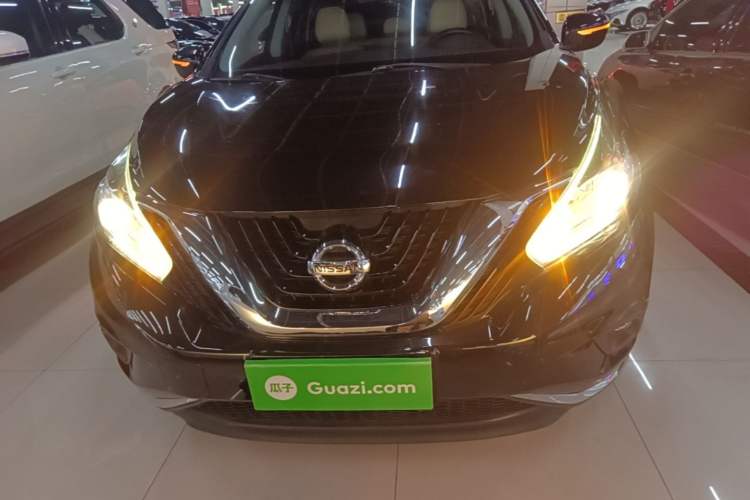 Used Nissan Murano 2021 2.5L XE Two-Wheel Drive Elite Edition Front
