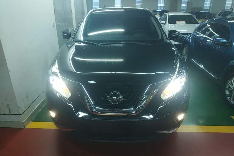 Used Nissan Murano 2021 2.5L XL Two-Wheel Drive Smart Connect Luxury Edition Front