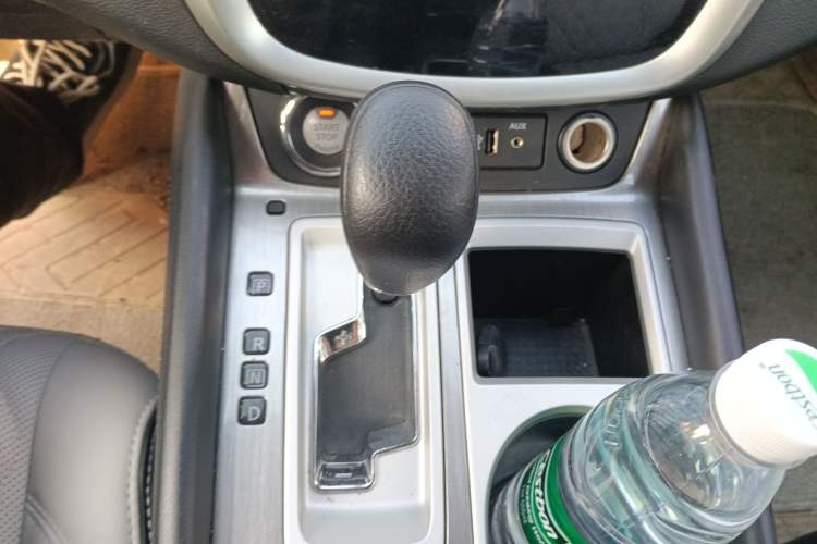 Used Nissan Murano 2021 2.5L XE Two-Wheel Drive Elite Edition Gear Lever