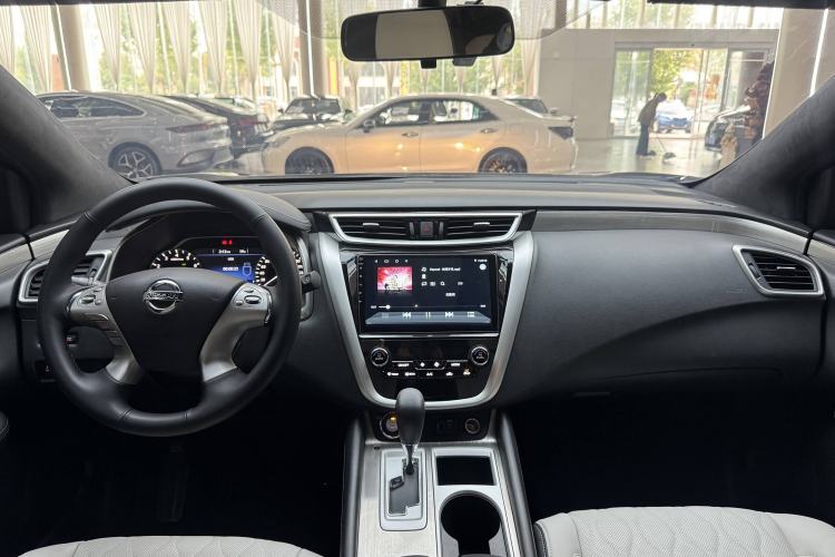 Used Nissan Murano 2021 2.5L XE Two-Wheel Drive Elite Edition Interior 1