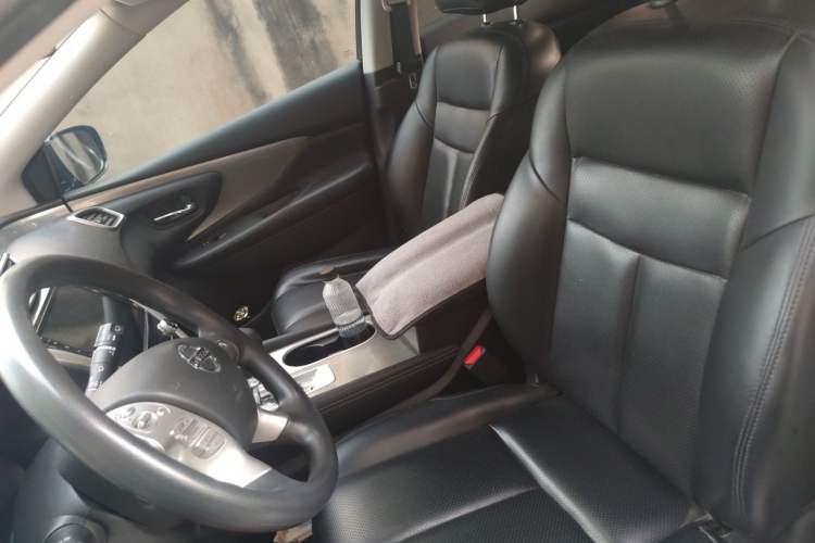 Used Nissan Murano 2021 2.5L XE Two-Wheel Drive Elite Edition Left Front Seat