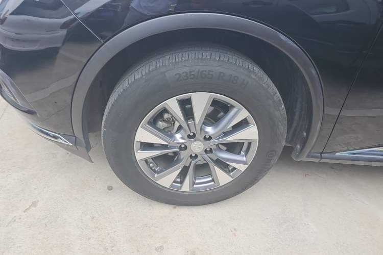 Used Nissan Murano 2021 2.5L XE Two-Wheel Drive Elite Edition Left Front Wheel Hub
