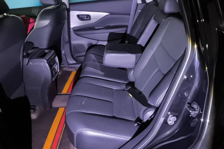 Used Nissan Murano 2021 2.5L XL Two-Wheel Drive Smart Connect Luxury Edition Left Rear Seat