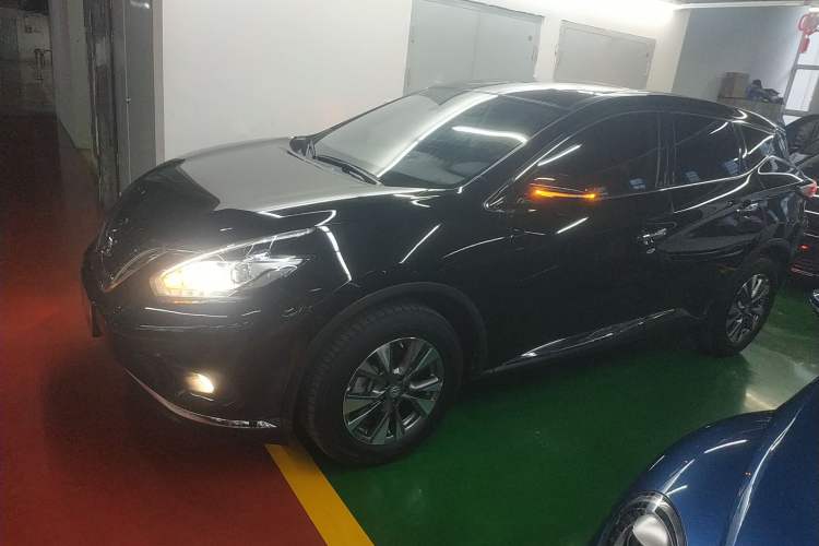 Used Nissan Murano 2021 2.5L XL Two-Wheel Drive Smart Connect Luxury Edition Left Side