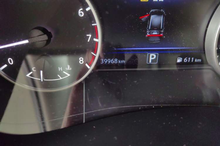 Used Nissan Murano 2021 2.5L XE Two-Wheel Drive Elite Edition Odometer Close Up